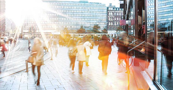 Folk går i Oslos gater, til illustrasjon for eiendomsfinansiering